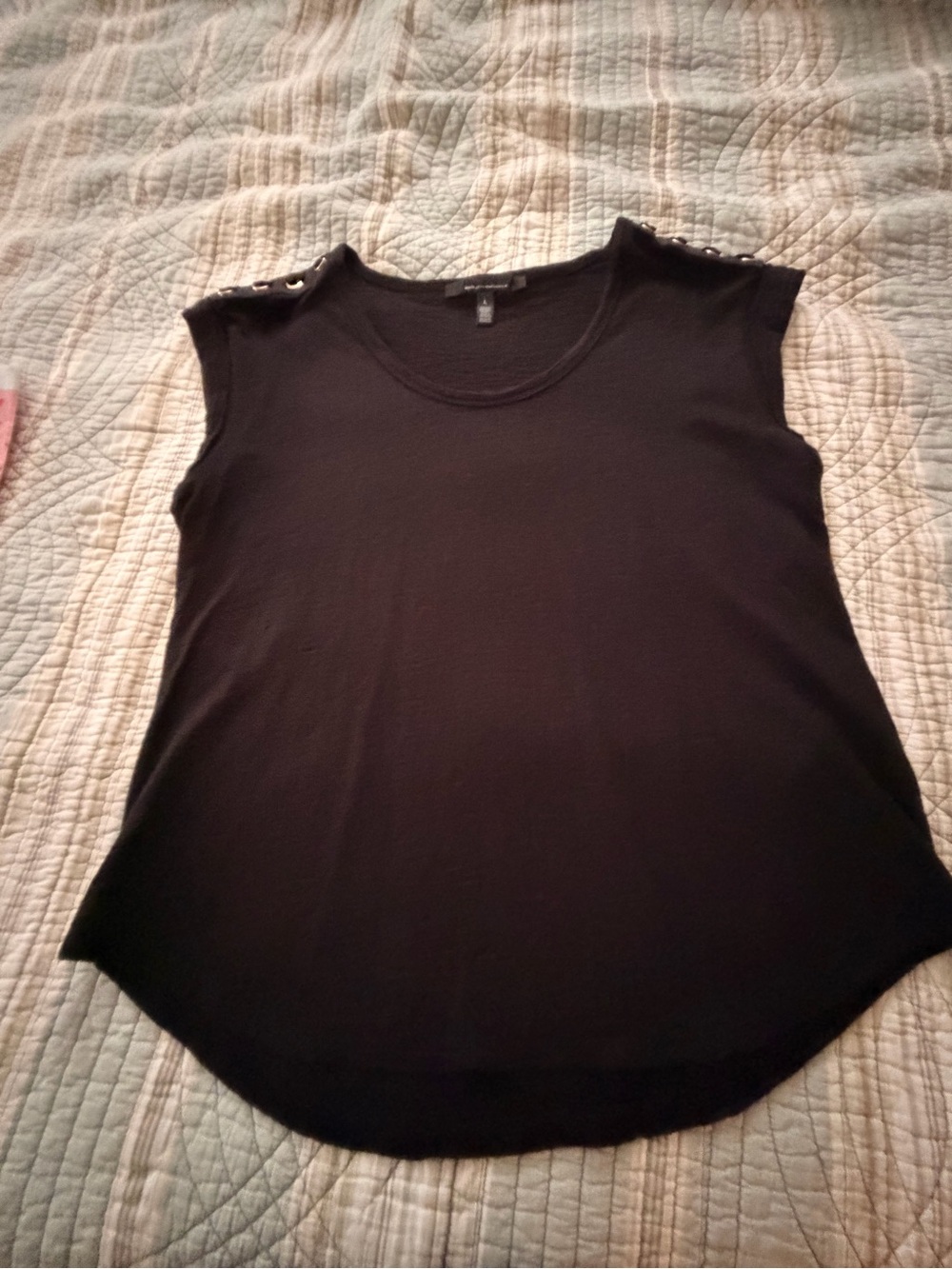 White House Black Market Sleeveless Women's Top - Picture 2 of 3